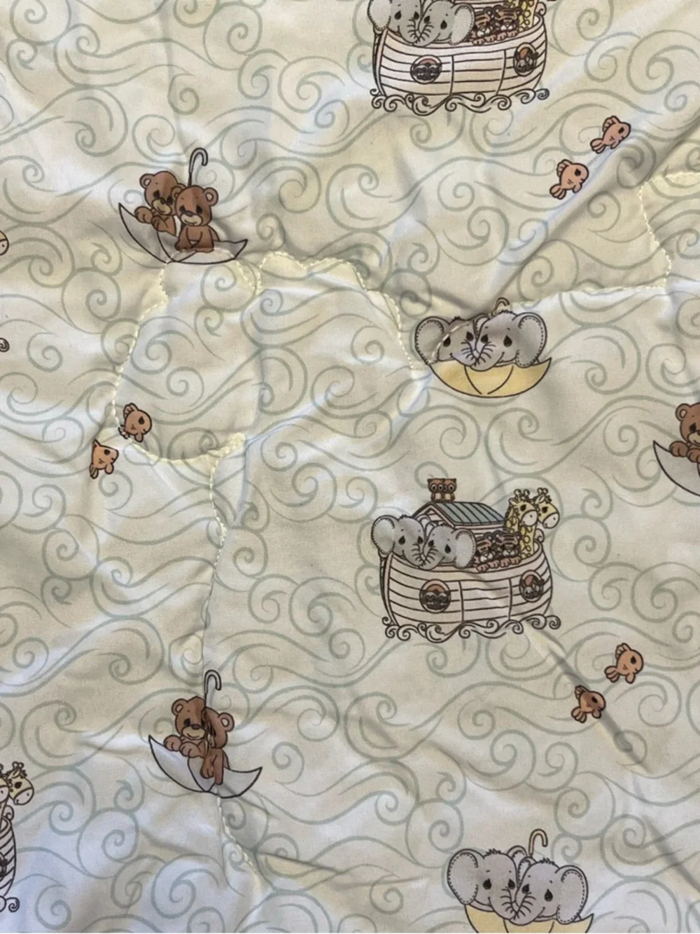 Precious Moments Noah’s Ark Baby Quilt Patchwork Reversible Microfiber Polyester